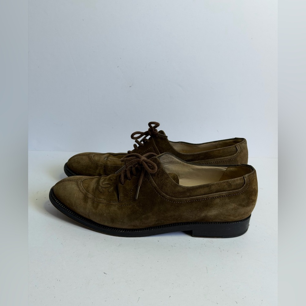 Chanel Brown Suede Lace-up Loafers Featuring a Stitched CC Logo Size 35.5 - Picture 7 of 10